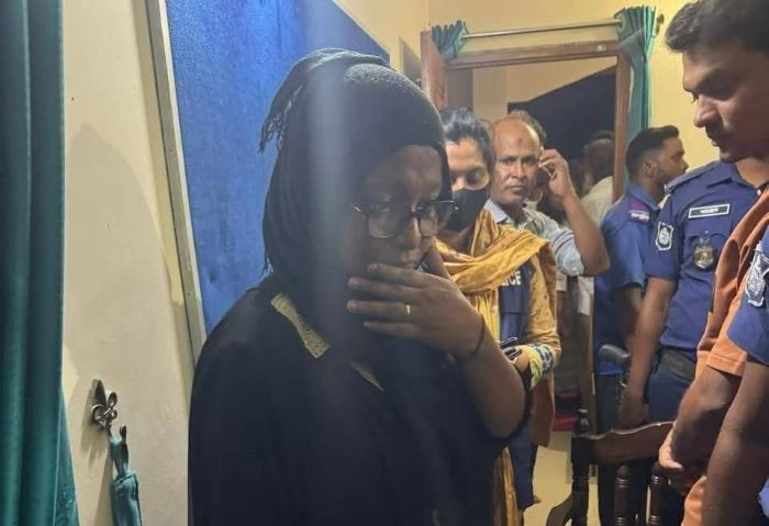 ভূঁয়া নারী ডিজিএফআই আটক